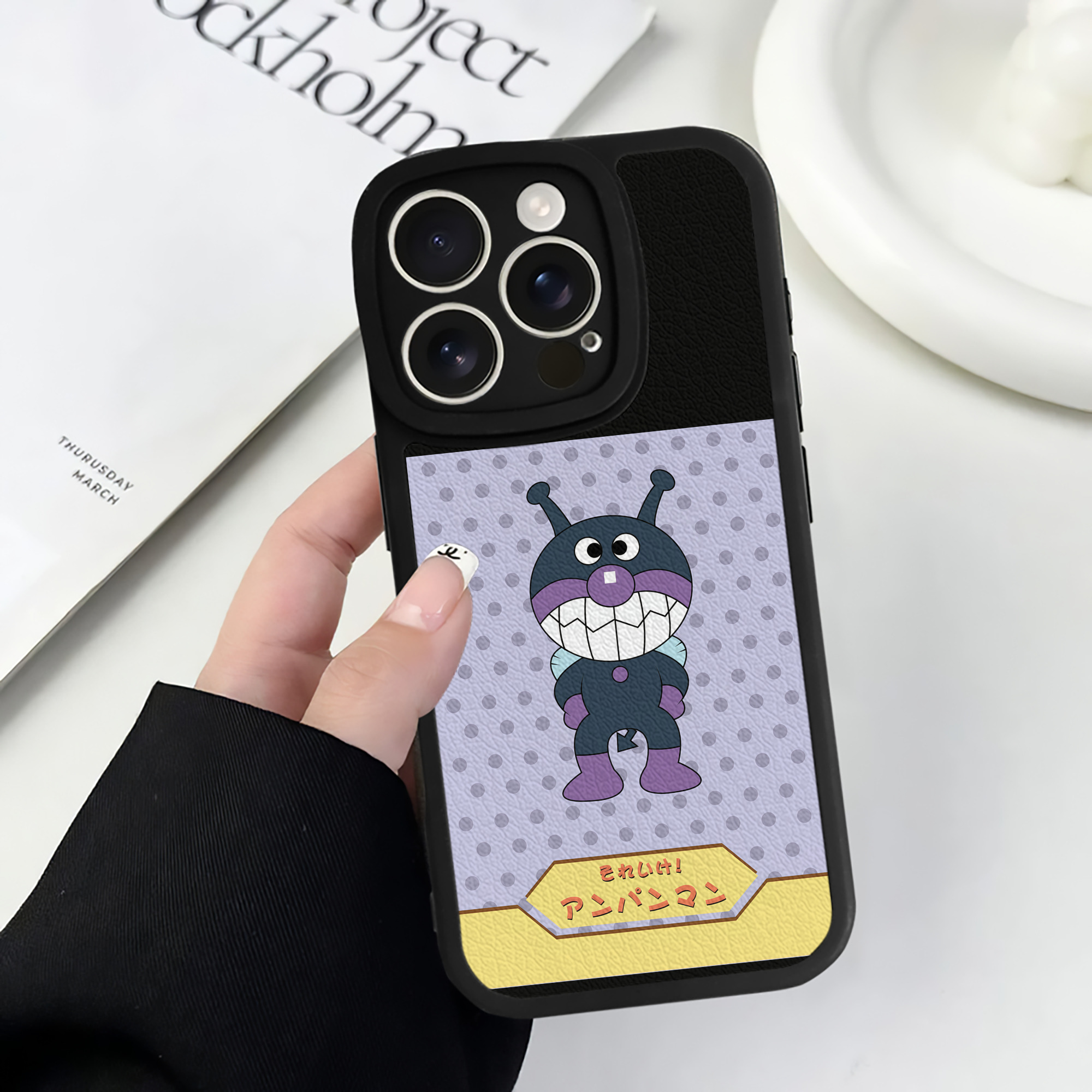 （画像用） アンパンマン Anpanman 【iPhone 16シリーズ対応】シリコンスマホケース（レザー調） 材質：シリコン